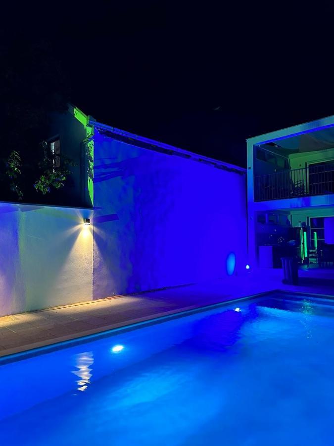 מוסטר Villa Aqua מראה חיצוני תמונה