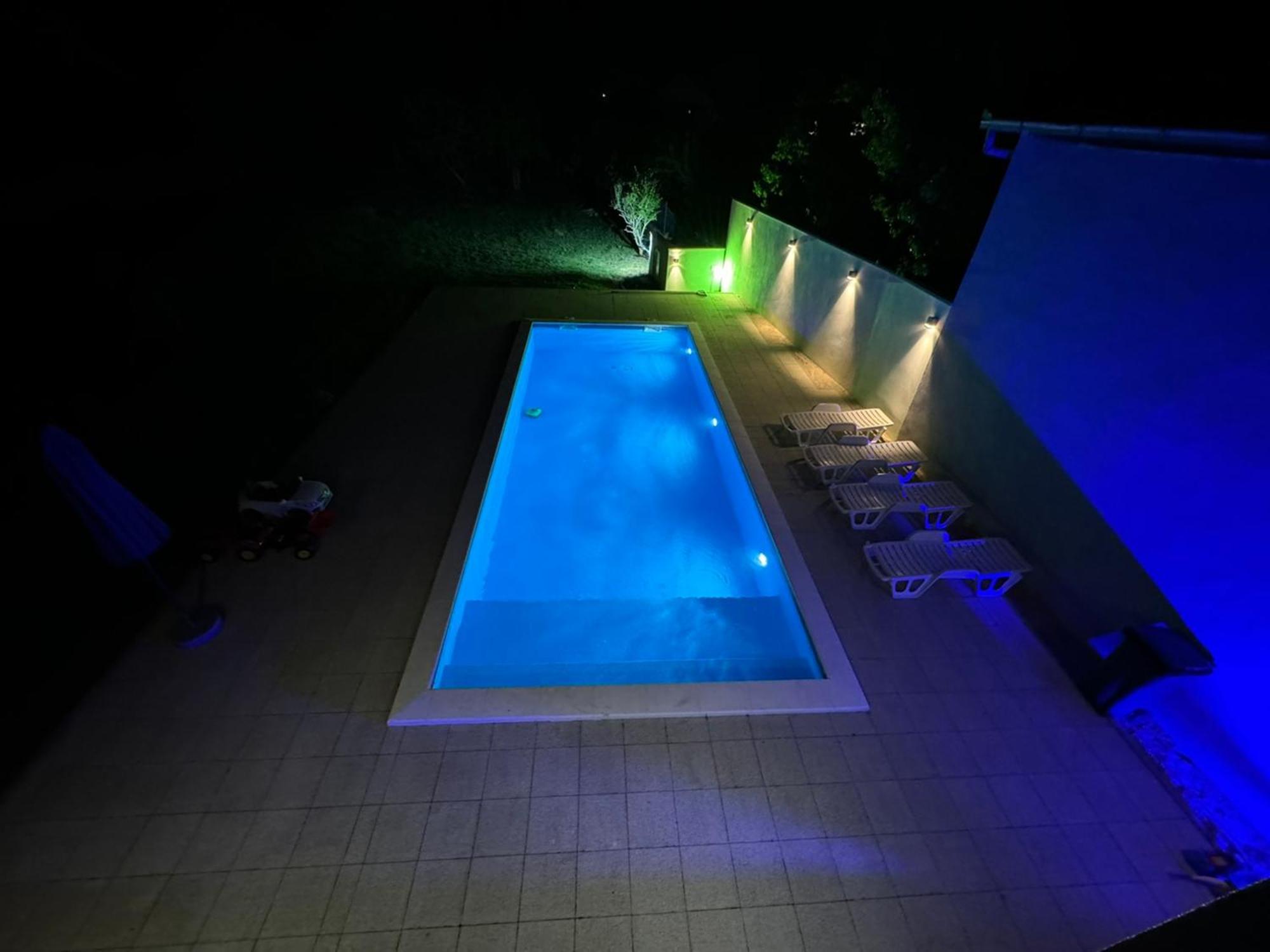 מוסטר Villa Aqua מראה חיצוני תמונה
