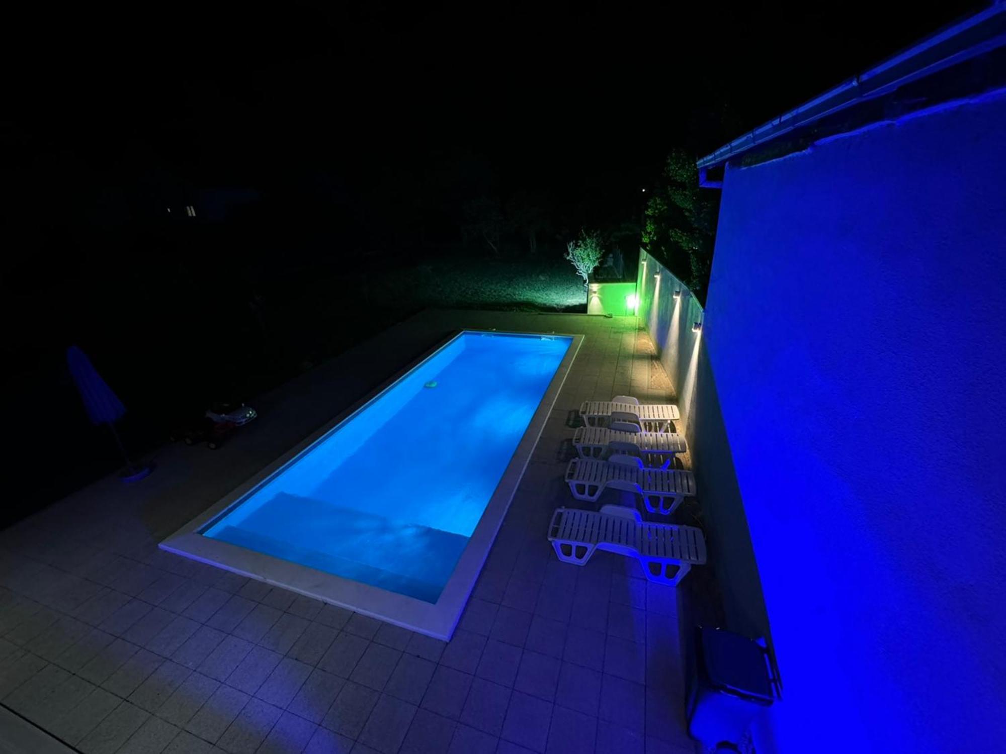 מוסטר Villa Aqua מראה חיצוני תמונה
