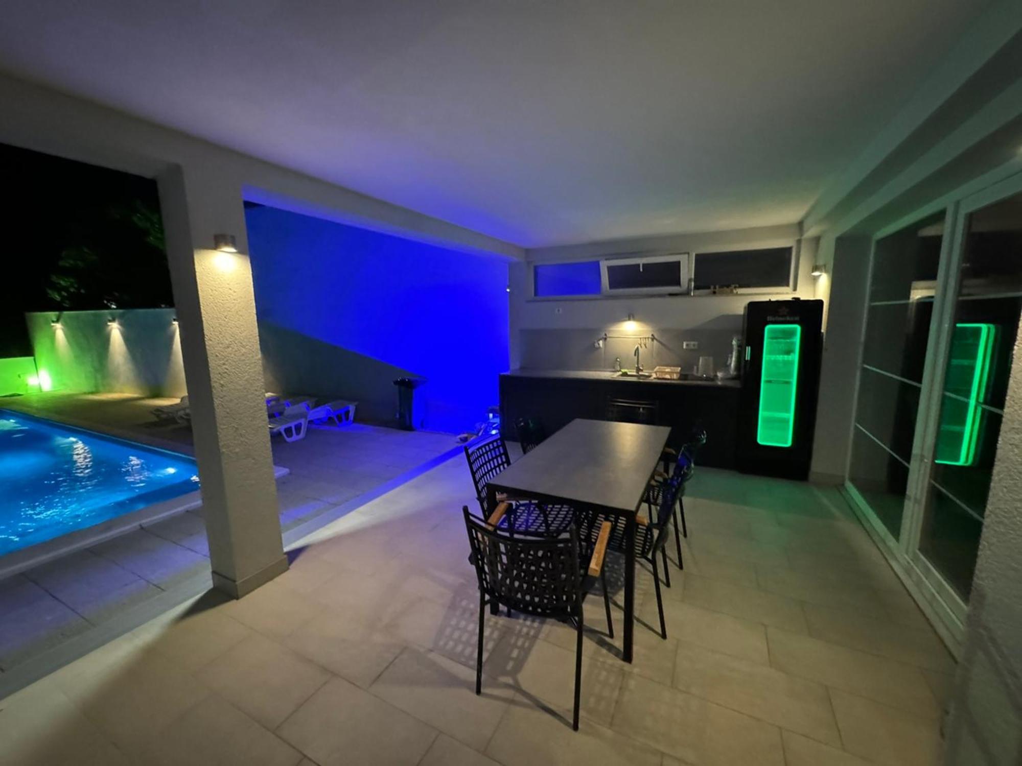 מוסטר Villa Aqua מראה חיצוני תמונה