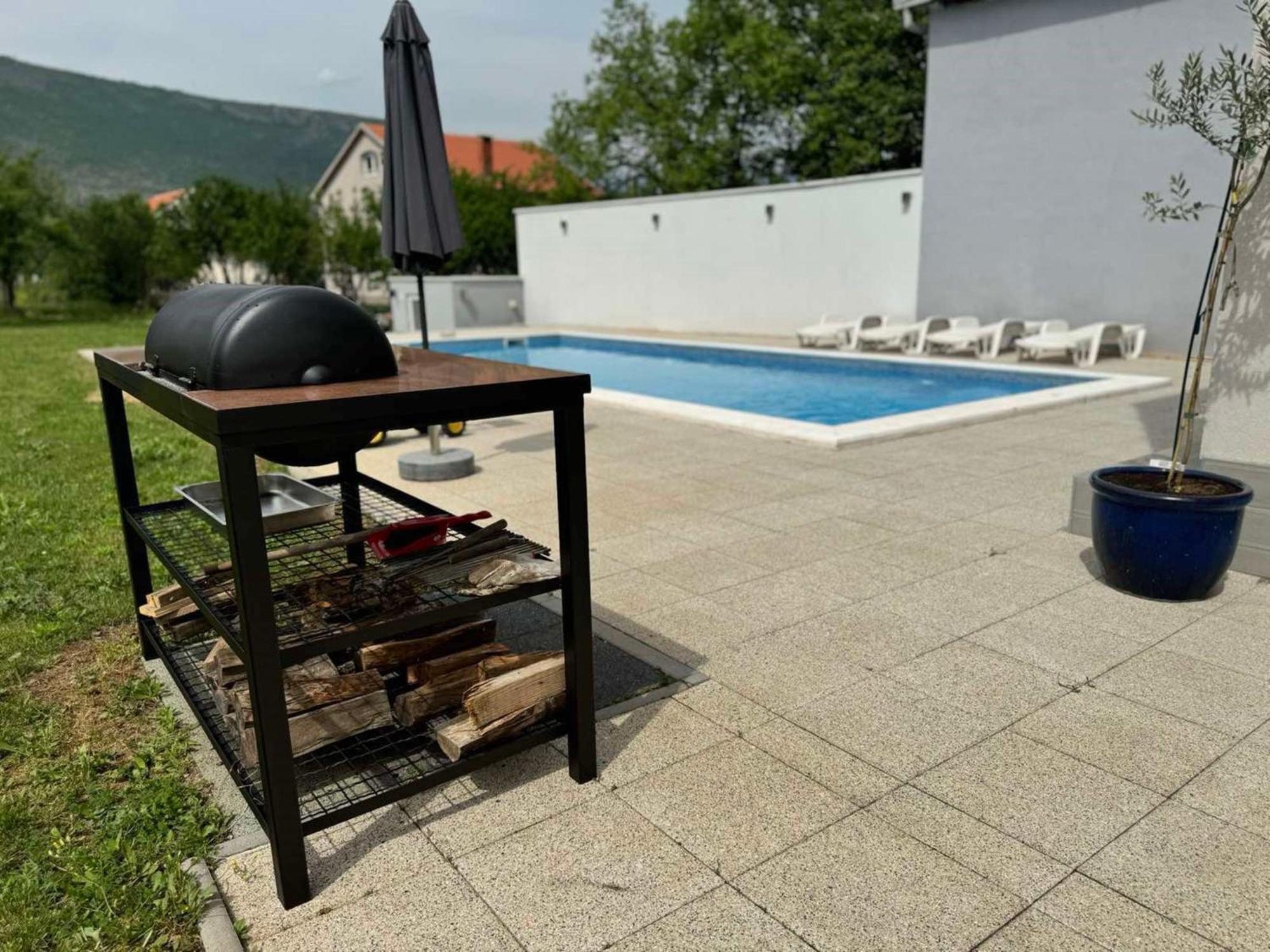 מוסטר Villa Aqua מראה חיצוני תמונה