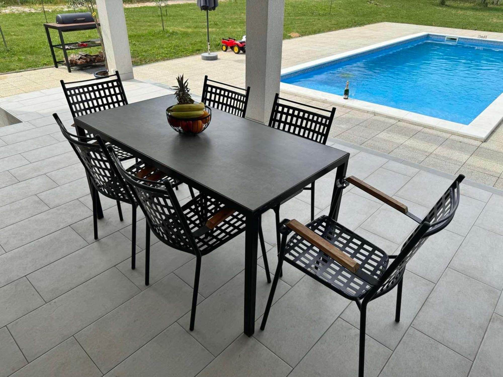 מוסטר Villa Aqua מראה חיצוני תמונה