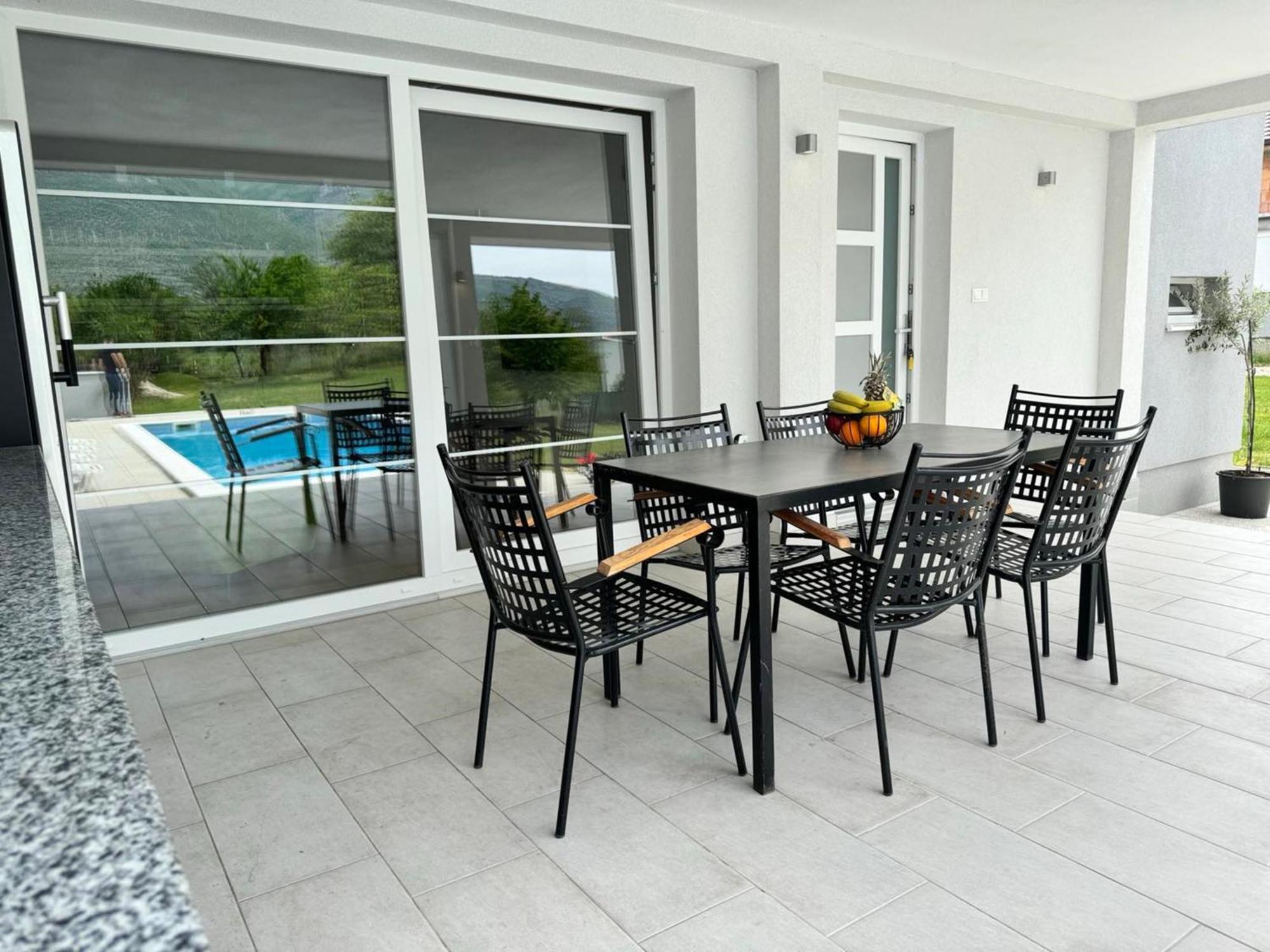 מוסטר Villa Aqua מראה חיצוני תמונה